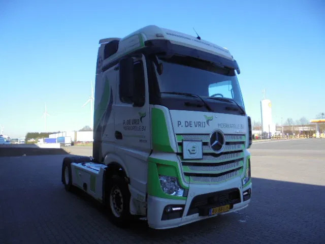 Mercedes-Benz Actros 1842 LS NL TRUCK - Tractor unit: picture 3 Mercedes-Benz Actros 1842 LS NL TRUCK - Tractor unit: picture 3