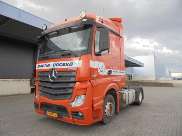 Mercedes-Benz Actros 1842 LS NL TRUCK - Tractor unit: picture 1 Mercedes-Benz Actros 1842 LS NL TRUCK - Tractor unit: picture 1