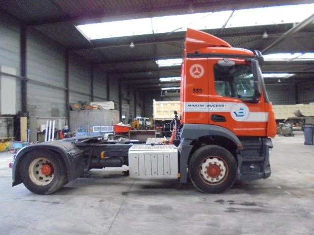 Mercedes-Benz Antos 1832 CABINE SCHADE - Tractor unit: picture 4 Mercedes-Benz Antos 1832 CABINE SCHADE - Tractor unit: picture 4