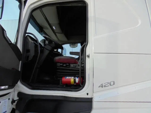 Volvo FH 420 MEGA NL TRUCK APK /TUV 01-05-2026 leasing Volvo FH 420 MEGA NL TRUCK APK /TUV 01-05-2026: picture 11 Volvo FH 420 MEGA NL TRUCK APK /TUV 01-05-2026 leasing Volvo FH 420 MEGA NL TRUCK APK /TUV 01-05-2026: picture 11