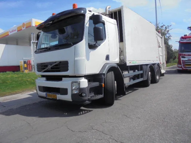 Volvo FE 240 - Garbage truck: picture 1 Volvo FE 240 - Garbage truck: picture 1