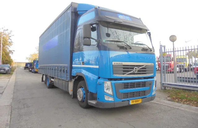 Volvo FH 420 6X2 NL TRUCK - Curtain side truck: picture 3 Volvo FH 420 6X2 NL TRUCK - Curtain side truck: picture 3