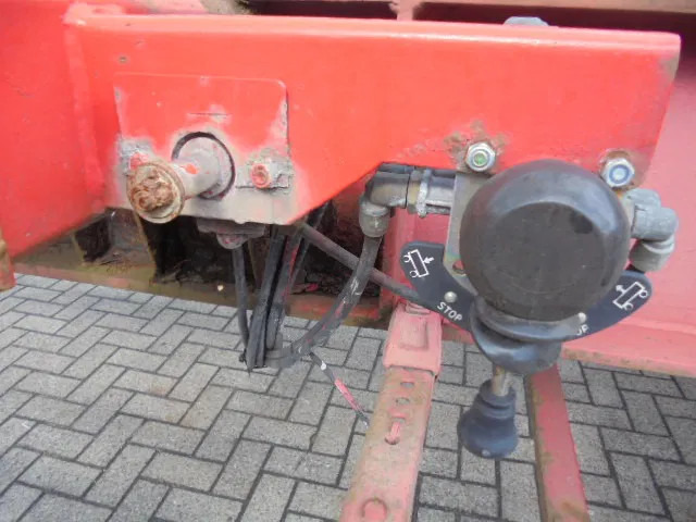 Container transporter/ Swap body semi-trailer Zwalve OCM 3 15 27: picture 11 Container transporter/ Swap body semi-trailer Zwalve OCM 3 15 27: picture 11