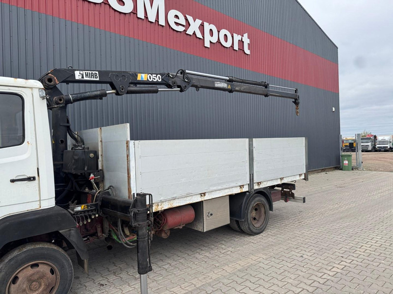 Hiab 050 - Truck mounted crane for Truck: picture 1 Hiab 050 - Truck mounted crane for Truck: picture 1