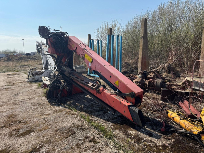 Palfinger PK16000L 2 hydraulic outrigers - Truck mounted crane for Truck: picture 4 Palfinger PK16000L 2 hydraulic outrigers - Truck mounted crane for Truck: picture 4