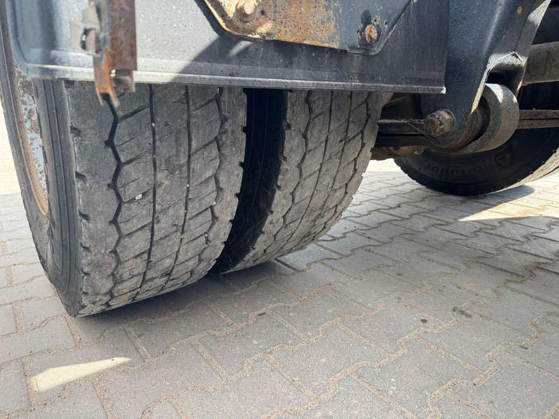 Tractor unit Scania R 124 LA 360, Manual pump.: picture 14