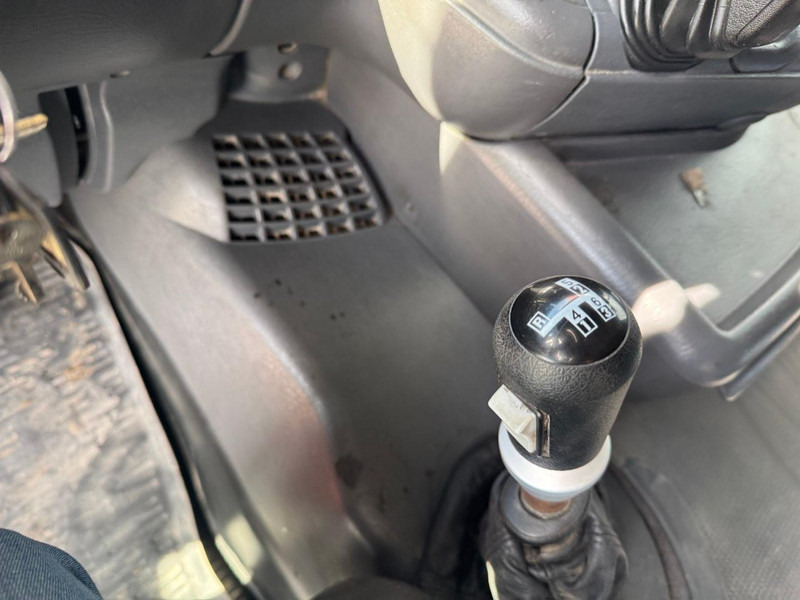 Tractor unit Scania R 124 LA 360, Manual pump.: picture 9