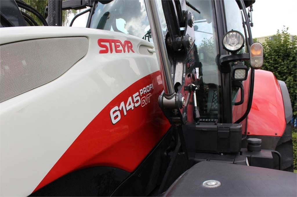 Steyr 6145 Profi CVT - Farm tractor: picture 2 Steyr 6145 Profi CVT - Farm tractor: picture 2
