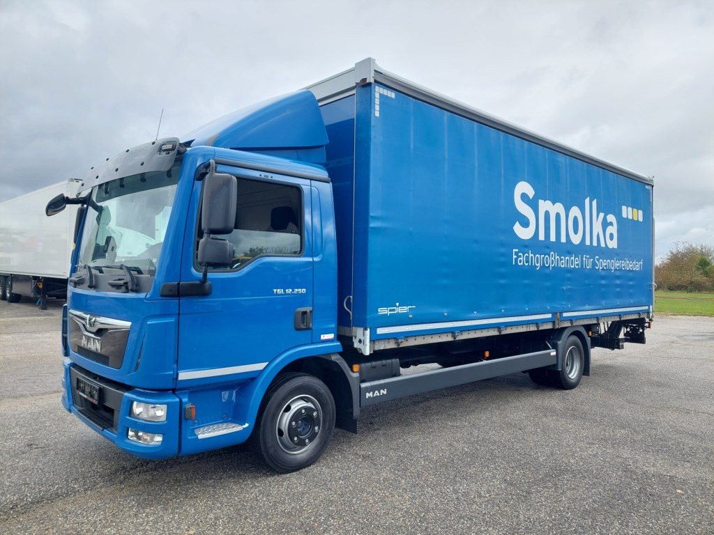 MAN TGL 12.250 BL - Curtain side truck: picture 3 MAN TGL 12.250 BL - Curtain side truck: picture 3