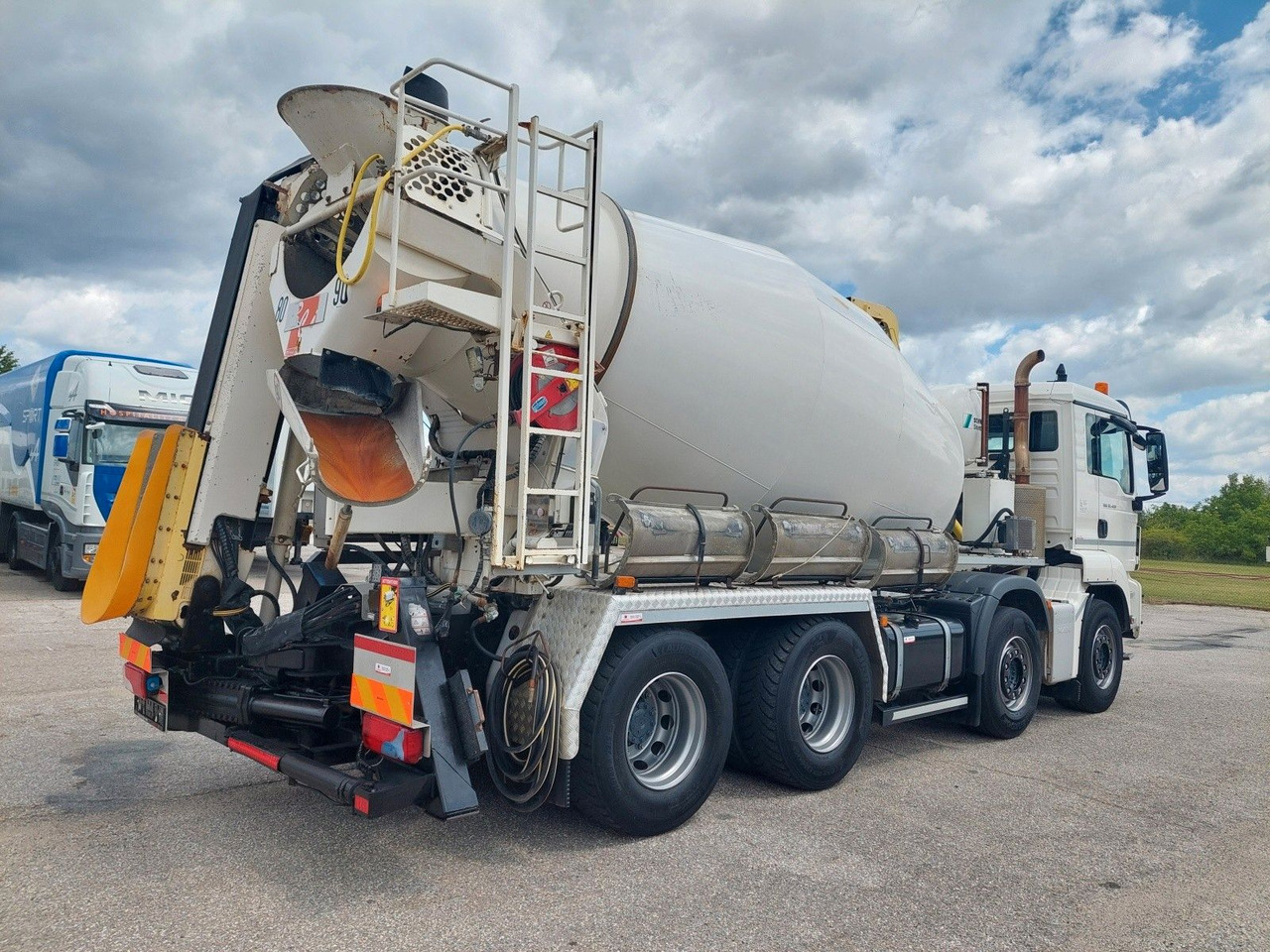 MAN TGS 32.420 BB Stetter AM 8 FHCBL + Theam T3D16 - Concrete mixer truck: picture 4 MAN TGS 32.420 BB Stetter AM 8 FHCBL + Theam T3D16 - Concrete mixer truck: picture 4