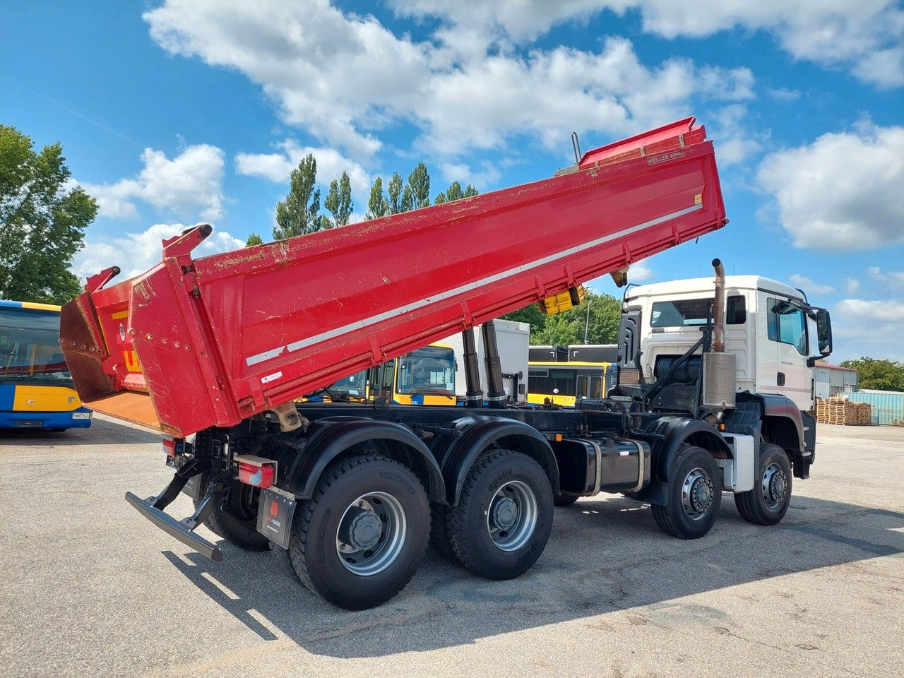MAN TGS 35.460 BB Meiller Bordmatik 8x6 - Tipper: picture 4 MAN TGS 35.460 BB Meiller Bordmatik 8x6 - Tipper: picture 4