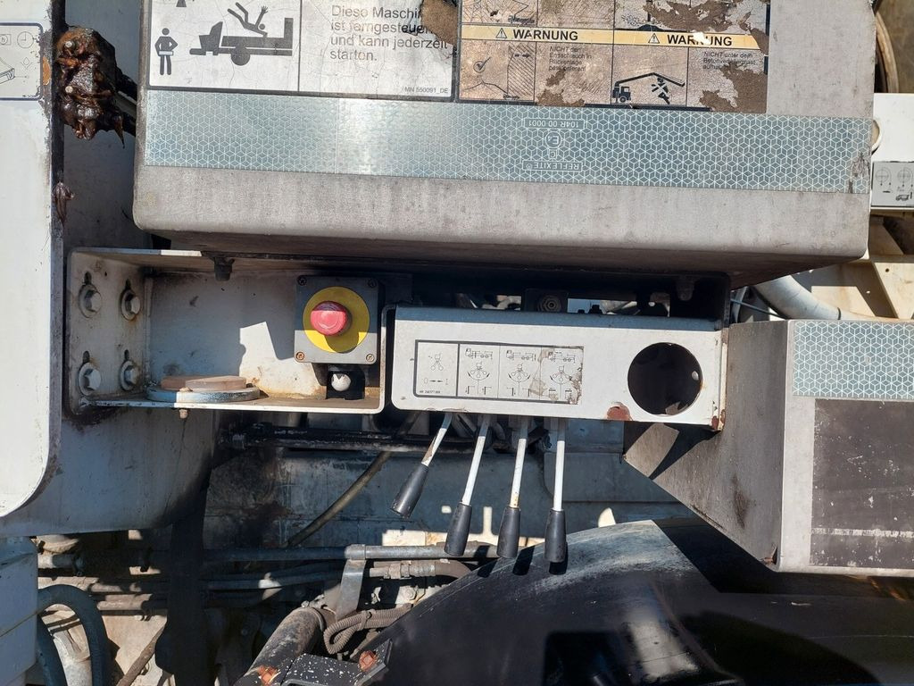 Mixer pump truck Mercedes-Benz Actros 4141 BB Putzmeister M24-3: picture 13