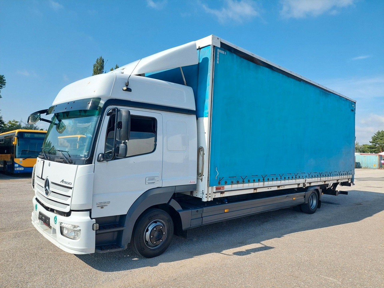Mercedes-Benz Atego 1223 L/NR 20 20 Paletten - Curtain side truck: picture 1 Mercedes-Benz Atego 1223 L/NR 20 20 Paletten - Curtain side truck: picture 1