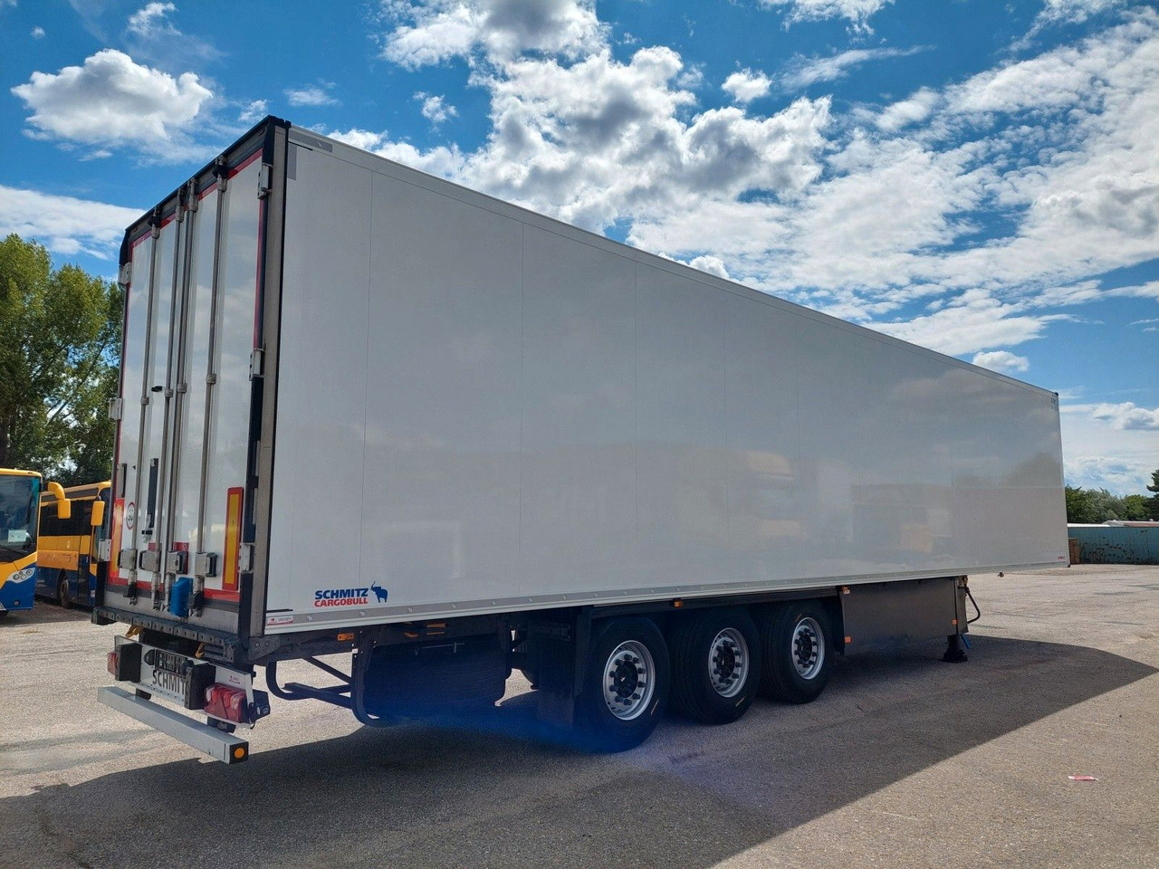 Schmitz Cargobull SKO24 ThermoKing SLXi 300 - Refrigerator semi-trailer: picture 4 Schmitz Cargobull SKO24 ThermoKing SLXi 300 - Refrigerator semi-trailer: picture 4
