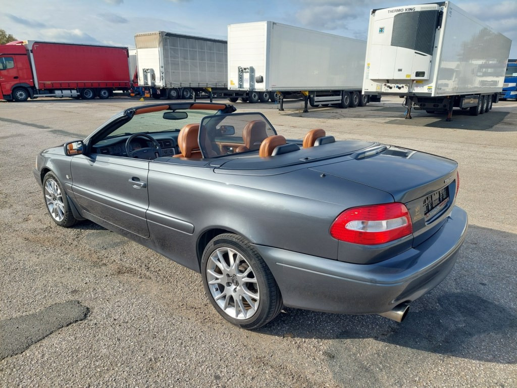 Volvo C70 2,4T - Convertible: picture 4 Volvo C70 2,4T - Convertible: picture 4