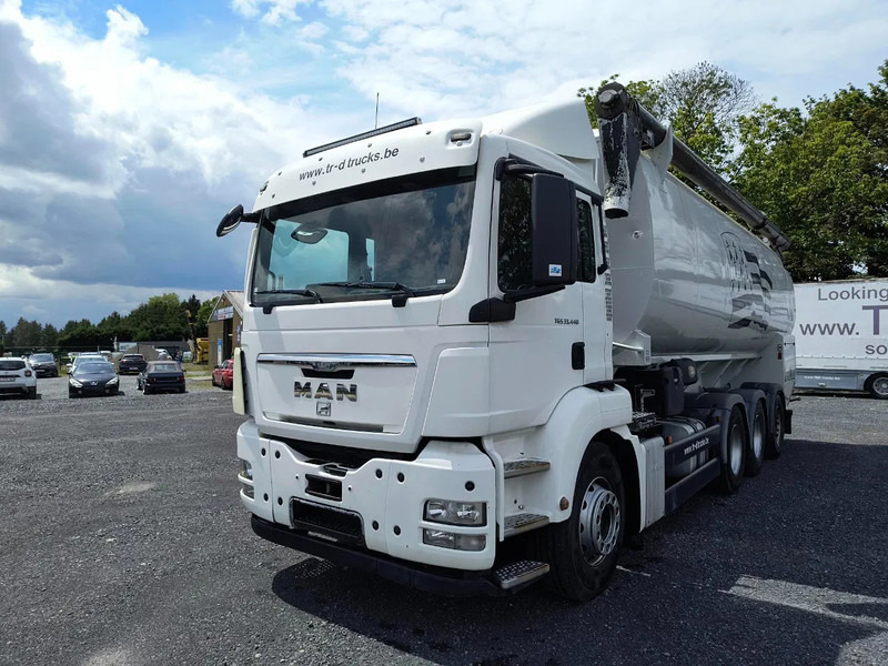 MAN TGS 33.440 ECOVRAC 8X4 - RETARDER - Tanker truck: picture 1 MAN TGS 33.440 ECOVRAC 8X4 - RETARDER - Tanker truck: picture 1