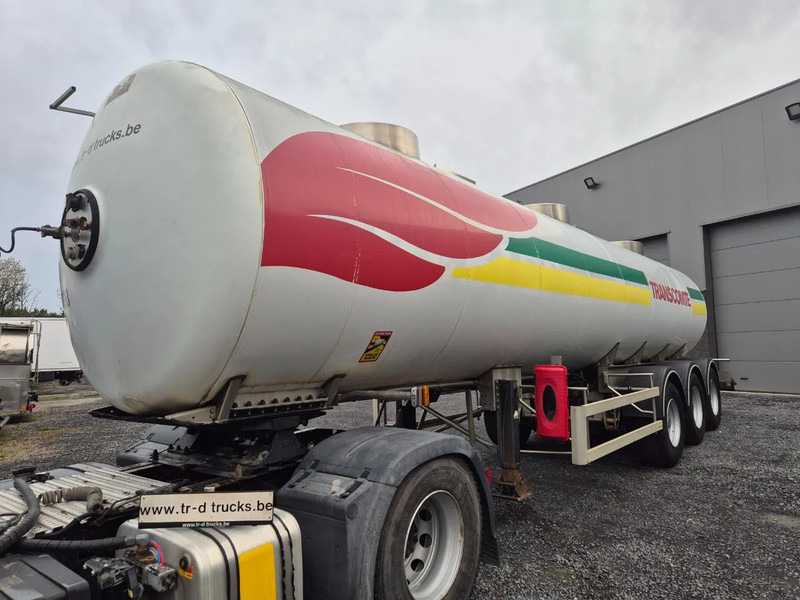 Magyar INSULATED INOX TANK 26000L - 3 COMP - LEAF/LAMES - Tanker semi-trailer: picture 1 Magyar INSULATED INOX TANK 26000L - 3 COMP - LEAF/LAMES - Tanker semi-trailer: picture 1