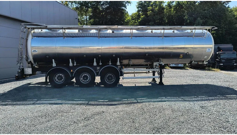 Magyar INSULATED INOX TANK 29000 L - 6 COMPARTIMENTS (!) - Tanker semi-trailer: picture 3 Magyar INSULATED INOX TANK 29000 L - 6 COMPARTIMENTS (!) - Tanker semi-trailer: picture 3