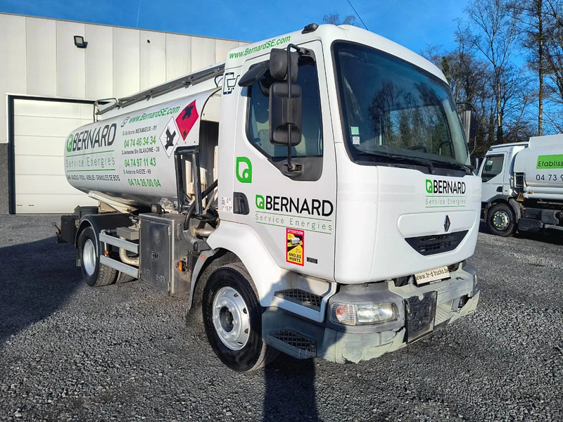 Renault Midlum 210 CARBURANT / FUEL 10500L - 3 COMP - Tanker truck: picture 3 Renault Midlum 210 CARBURANT / FUEL 10500L - 3 COMP - Tanker truck: picture 3