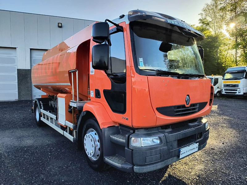 Renault Midlum 300 DXI 13500L CARBURANT / FUEL - 4 COMP - Tanker truck: picture 3 Renault Midlum 300 DXI 13500L CARBURANT / FUEL - 4 COMP - Tanker truck: picture 3