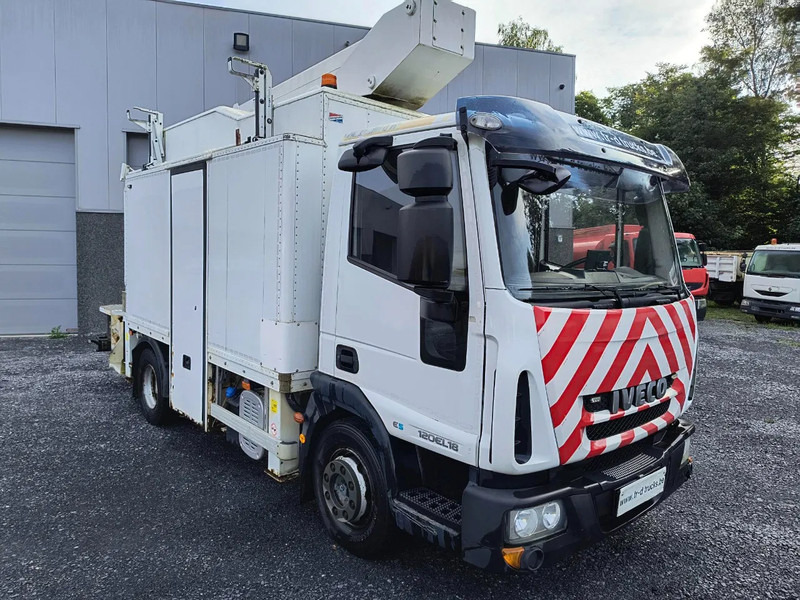 Iveco EuroCargo 120 E18 + COMET 151TAL (15 m) - Truck: picture 2 Iveco EuroCargo 120 E18 + COMET 151TAL (15 m) - Truck: picture 2