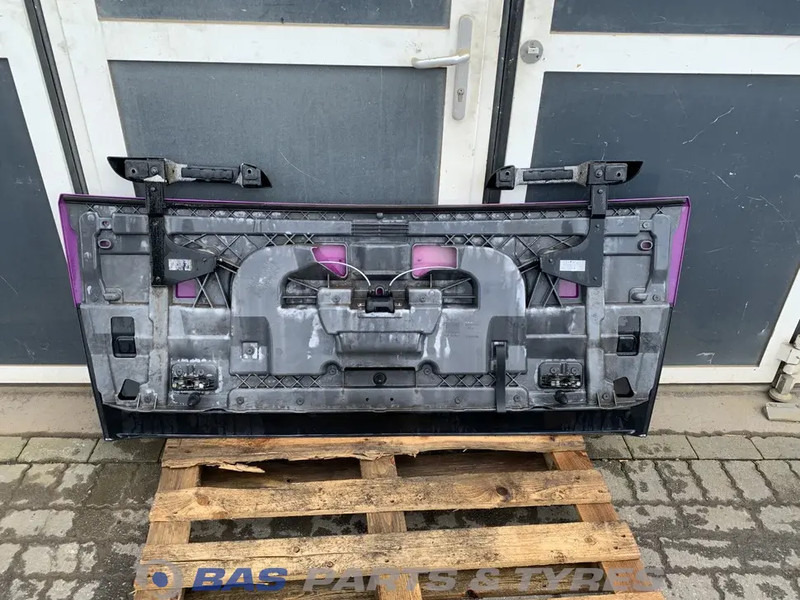 DAF CF Euro 6 - Grill for Truck: picture 2 DAF CF Euro 6 - Grill for Truck: picture 2