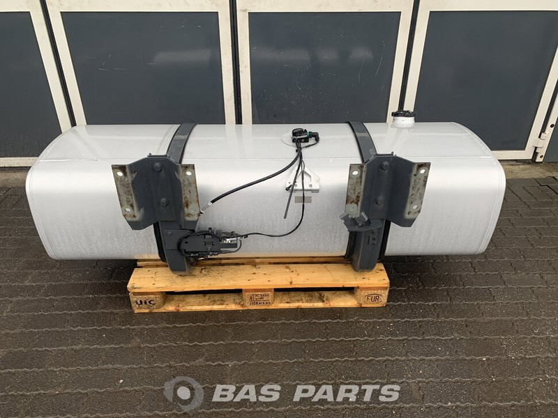 DAF - Fuel tank for Truck: picture 3 DAF - Fuel tank for Truck: picture 3