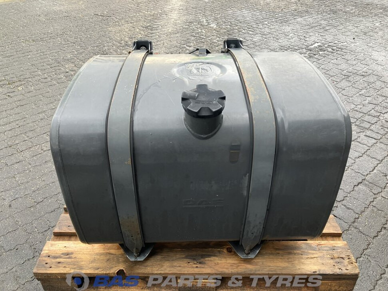 DAF - Fuel tank for Truck: picture 1 DAF - Fuel tank for Truck: picture 1