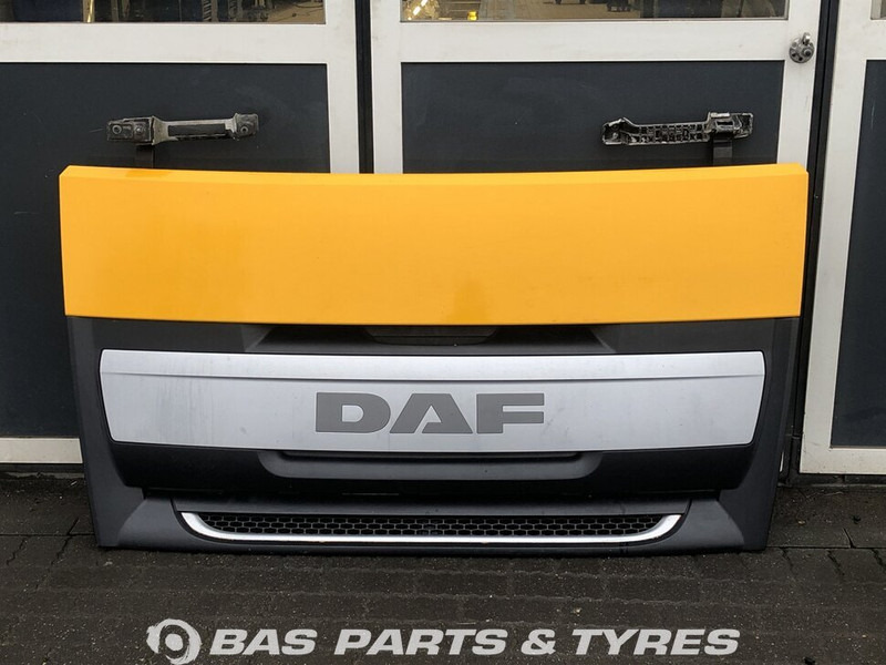 DAF XF106 - Grill for Truck: picture 1 DAF XF106 - Grill for Truck: picture 1