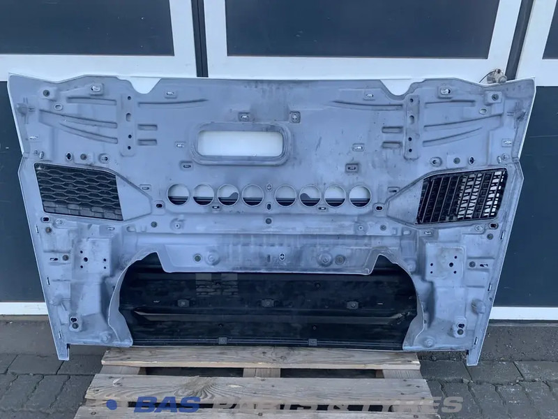 DAF XG - Grill for Truck: picture 2 DAF XG - Grill for Truck: picture 2