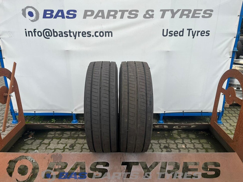 Firestone Firestone 315/70R22.5 FS424 EVO 156/150 M+S 3PMSF gebruikte set - Tire for Truck: picture 1 Firestone Firestone 315/70R22.5 FS424 EVO 156/150 M+S 3PMSF gebruikte set - Tire for Truck: picture 1