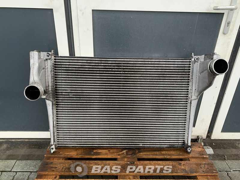 Mercedes-Benz Intercooler Mercedes A 960 500 01 02 - Intercooler for Truck: picture 1 Mercedes-Benz Intercooler Mercedes A 960 500 01 02 - Intercooler for Truck: picture 1