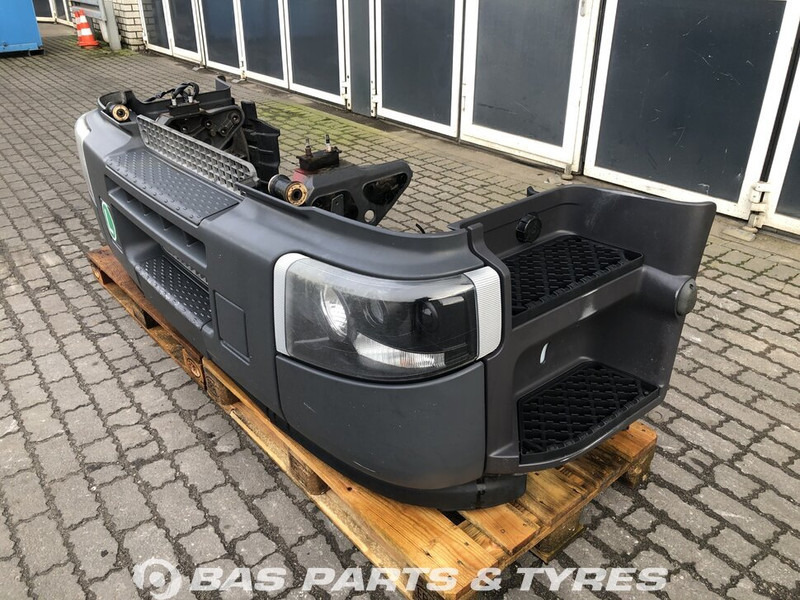 Renault D-Serie - Bumper for Truck: picture 2 Renault D-Serie - Bumper for Truck: picture 2