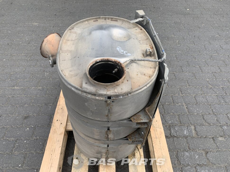 Renault PREMIUM Uitlaatdemper Renault kwaliteit 7420894956 - Muffler for Truck: picture 3 Renault PREMIUM Uitlaatdemper Renault kwaliteit 7420894956 - Muffler for Truck: picture 3