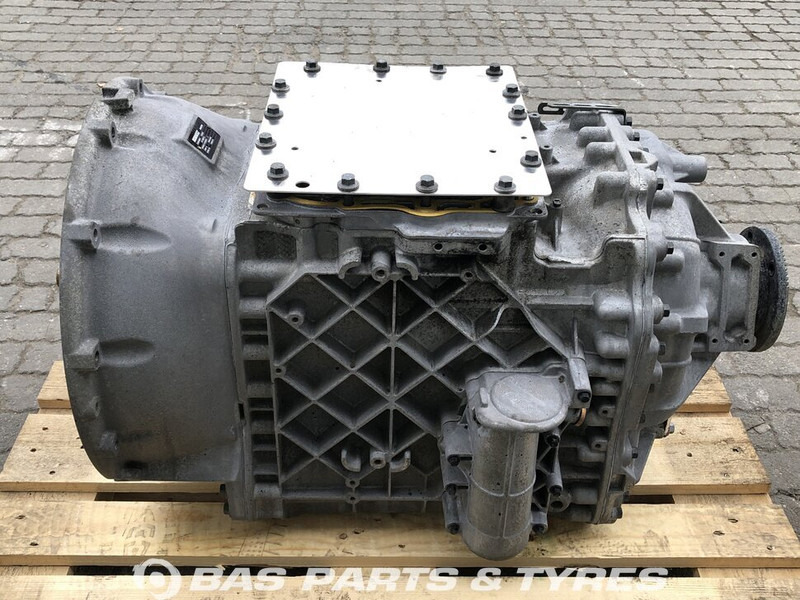 Renault T-Serie - Gearbox for Truck: picture 1 Renault T-Serie - Gearbox for Truck: picture 1