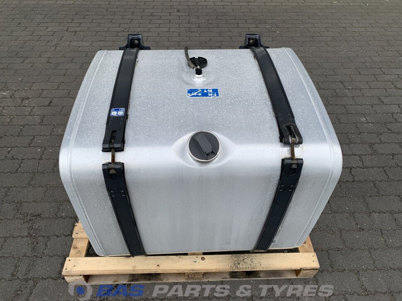 Scania - Fuel tank for Truck: picture 1 Scania - Fuel tank for Truck: picture 1