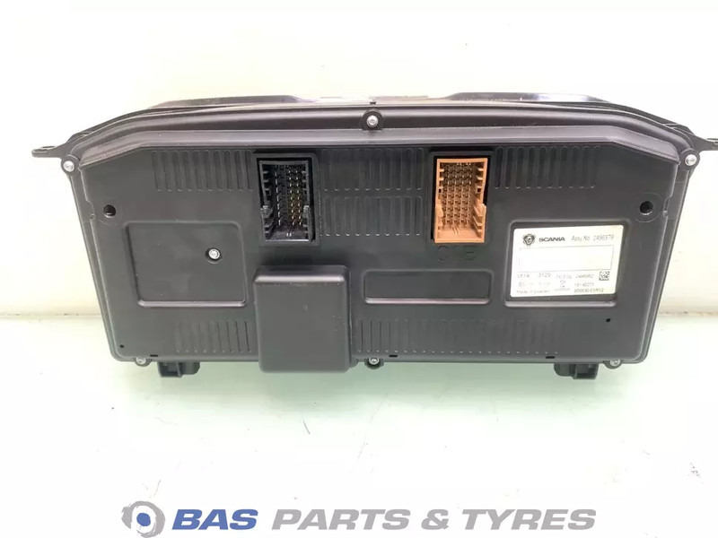 Scania R-Serie NextGen Combi-Instrument Scania 2496979 - Dashboard for Truck: picture 2 Scania R-Serie NextGen Combi-Instrument Scania 2496979 - Dashboard for Truck: picture 2