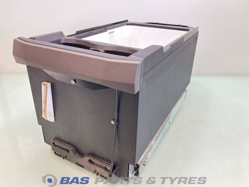 DAF XF G2 - Spare parts for Truck: picture 1 DAF XF G2 - Spare parts for Truck: picture 1