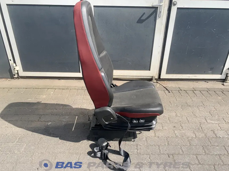 Volvo FH4 Bijrijdersstoel Volvo 82201655 - Seat for Truck: picture 4 Volvo FH4 Bijrijdersstoel Volvo 82201655 - Seat for Truck: picture 4