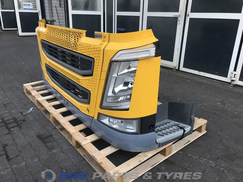 Volvo FH4 - Bumper for Truck: picture 2 Volvo FH4 - Bumper for Truck: picture 2