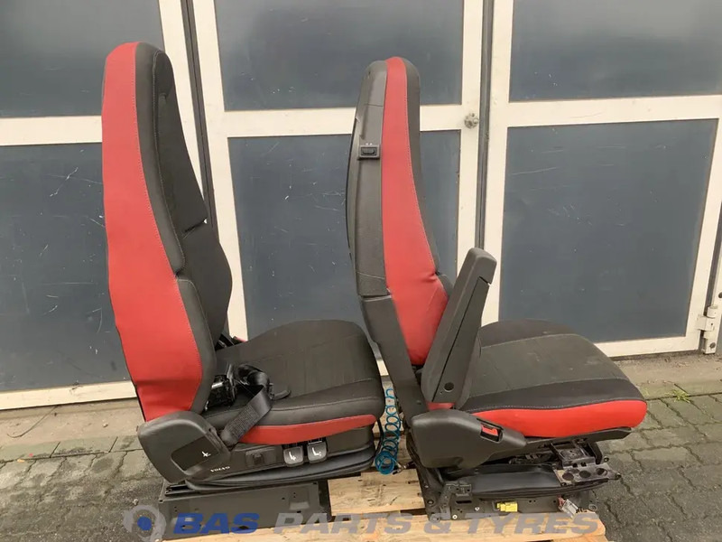Volvo FH4 Stoelen set Volvo 84160057 - Seat for Truck: picture 4 Volvo FH4 Stoelen set Volvo 84160057 - Seat for Truck: picture 4