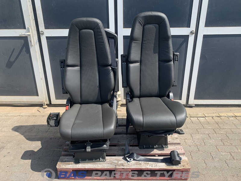 Volvo FH4B Stoelen set Volvo 23766365 - Seat for Truck: picture 1 Volvo FH4B Stoelen set Volvo 23766365 - Seat for Truck: picture 1