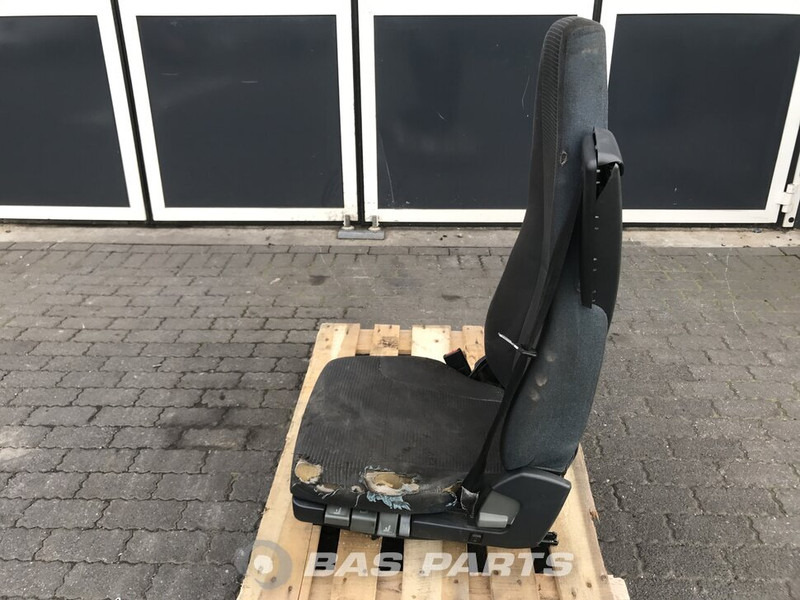 Volvo FL Bestuurdersstoel Volvo 20862618 - Seat for Truck: picture 4 Volvo FL Bestuurdersstoel Volvo 20862618 - Seat for Truck: picture 4