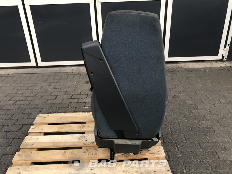 Volvo FL Bestuurdersstoel Volvo 20862618 - Seat for Truck: picture 3 Volvo FL Bestuurdersstoel Volvo 20862618 - Seat for Truck: picture 3