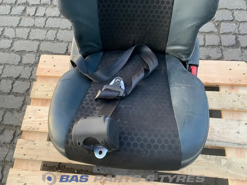 Volvo FM3 Bijrijdersstoel Volvo 20591492 - Seat for Truck: picture 5 Volvo FM3 Bijrijdersstoel Volvo 20591492 - Seat for Truck: picture 5
