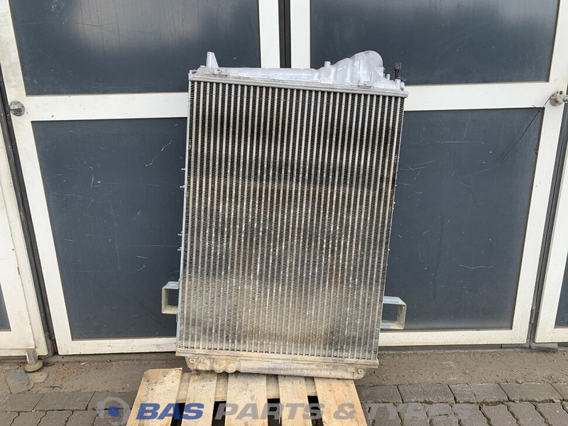 Volvo FMX Euro 6 - Radiator for Truck: picture 1 Volvo FMX Euro 6 - Radiator for Truck: picture 1
