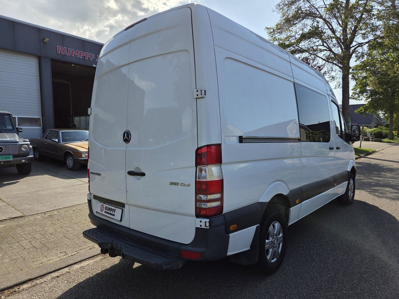 Mercedes-Benz Sprinter 316 CDI L2H2 Dubbel cabine 6 pers. goederen en personen bestelwagen - Combi van: picture 4 Mercedes-Benz Sprinter 316 CDI L2H2 Dubbel cabine 6 pers. goederen en personen bestelwagen - Combi van: picture 4