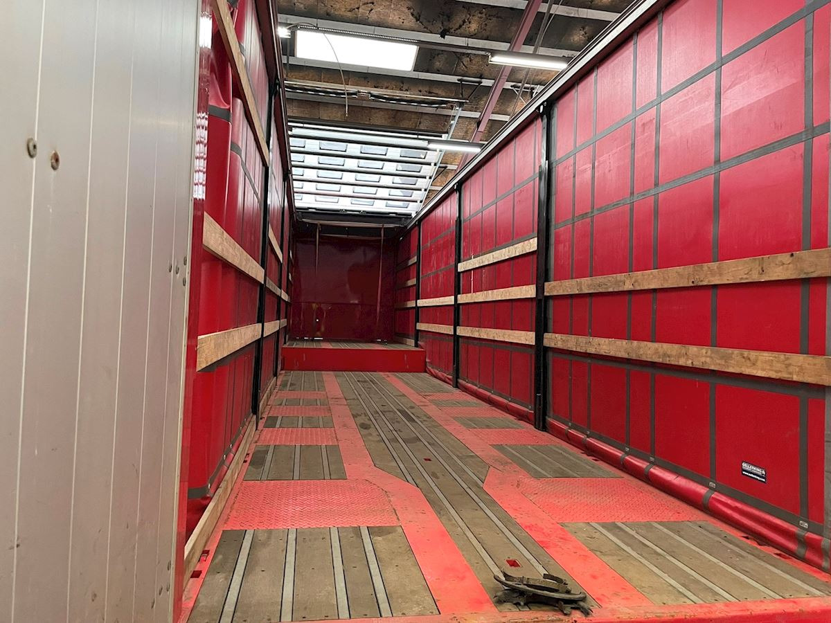 Kel-Berg S660S - Curtainsider semi-trailer: picture 5 Kel-Berg S660S - Curtainsider semi-trailer: picture 5