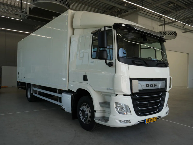 Box truck DAF CF 300 FA Sleeping Cab, New APK, Full Tank, New Tacho, 2t Laadklep: picture 8