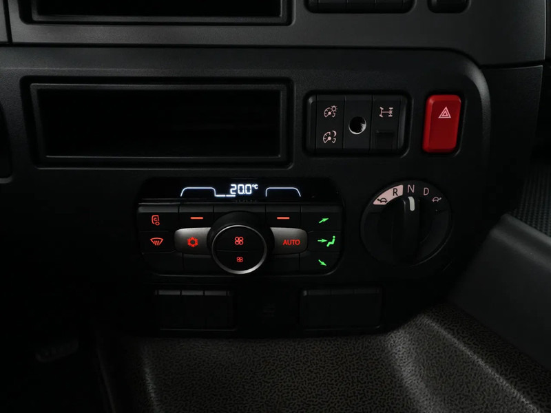 Box truck DAF CF 300 FA Sleeping Cab, New APK, Full Tank, New Tacho, 2t Laadklep: picture 20
